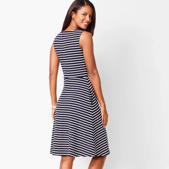 TALBOTS FIT & FLARE KNIT DRESS‎ - STRIPE Sz Lp - Picture 4 of 13